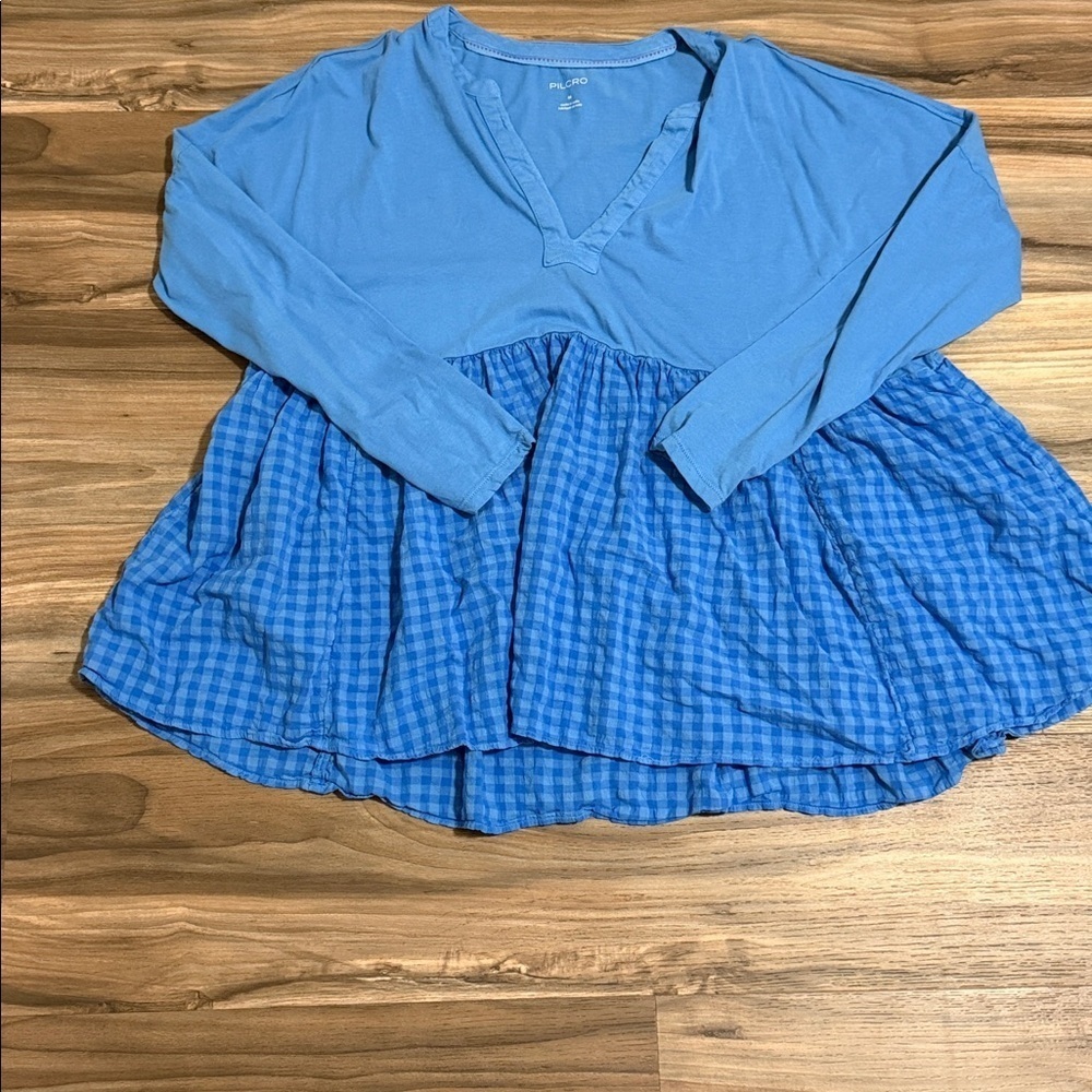 Anthropologie Pilcro V Neck L/S Blue Babydoll Blouse Gingham Top Women’s Sz. M